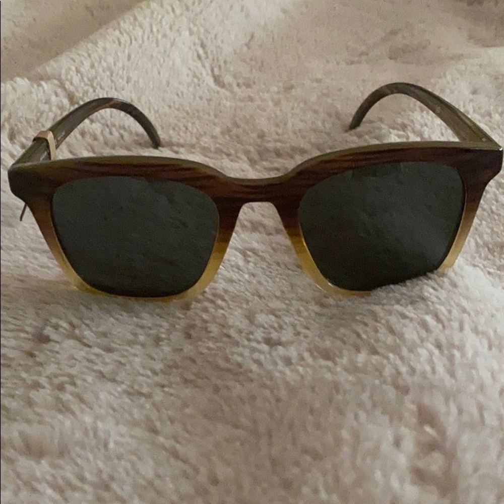 NWT Sunski Moragas sunglasses